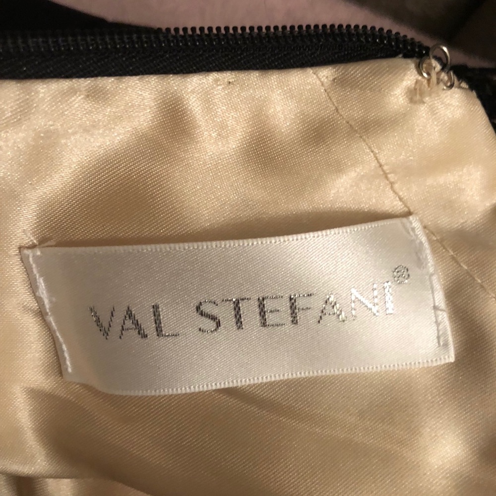 Val Stefani dress
